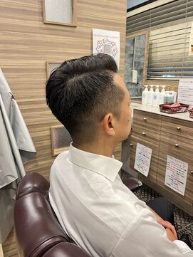 銀座マツナガ 神田店 30代40代大人オシャレビジネスフェードアイロンパーマ