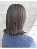 ゴットラトゥール(GOTTO LATOUR)&nbsp;グレージュ/外ハネ/ブリーチなしカラー/きりっぱなし