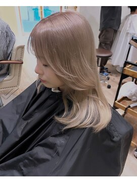 タミー 武蔵小杉(TAMMY) ホワイトベージュ　ハイトーン　レイヤー