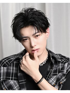 リップス 表参道店(LIPPS) ツイストスパイラル【かきあげショート】前下がり刈り上げ