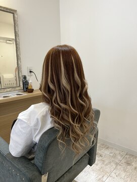ヘアスタジオ マテリアル(hair studio Material) #学割U24#エクステ#ブリーチ#髪質改善#学割