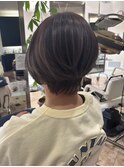 ショートボブ