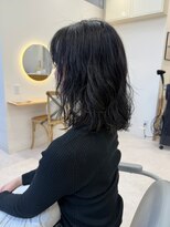 ハニー 町田(HONEY)&nbsp;ニュアンスパーマ黒髪くしゅパーマウエーブミディアムブルージュ