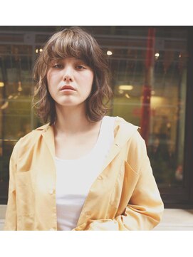 ランド(Land.) 《30代40代》暗髪透明感カラー/顔周りレイヤー/くびれミディアム