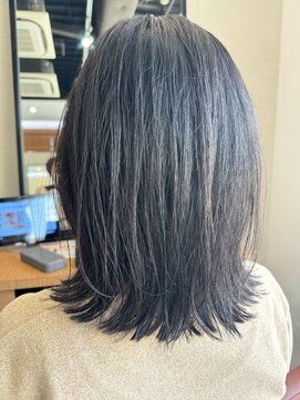 ラフ フロム ガーデン(Laf from GARDEN) 切りっぱなし／黒髪/ミディアム