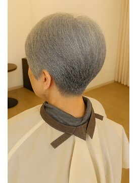 クラーロ アマンテ(Claro amante) グレース・ボブ 丸みと柔らかさが際立つレイヤーボブ