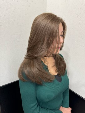 ミディアムレイヤー/ブリーチなしオリーブベージュ/ダブルカラー