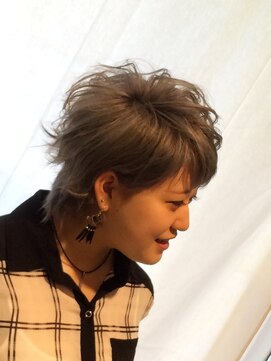 アース 南福島店(HAIR&MAKE EARTH) スパーキーショート