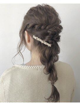 キャンバス バイ ネオリーブ 横浜西口(Canvas by neo.) お呼ばれヘアアレンジ