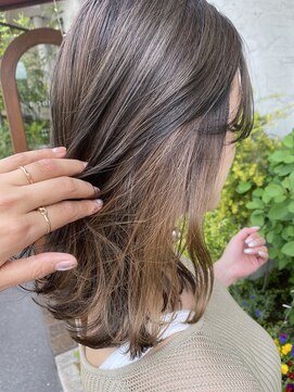 ヴィアンカ(Vianca) ブリーチなしインナーカラー