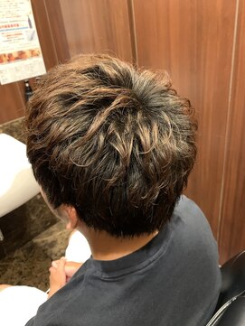 ヒロギンザ 池袋 サンシャイン通り店(HIRO GINZA) トップにボリューム“ポイントパーマ”