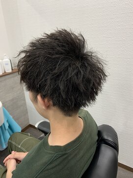 エイト(AITE) ツイストスパイラルパーマセンターパート<理容室>川口/鳩ヶ谷36