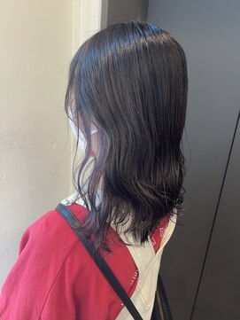 ペイジバイネオリーブ 吉祥寺店(Paige by Neolive) 地毛に馴染む暗めカラーに、インナーラベンダーカラーです！