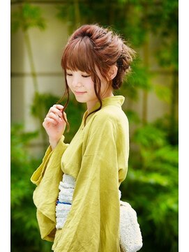 サファイア(SAPPHIRE) 浴衣でポンっ!!