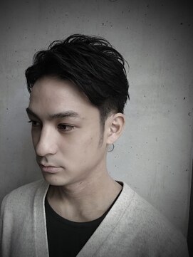 ロッサ(ROSSA) メンズパーマ/七三/ニュアンスパーマ/ブルーブラック/リクルート