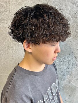 ニアウ 伊勢崎連取店(Niau) 波巻きスパイラルパーマツイストスパイラルパーマシャドウパーマ