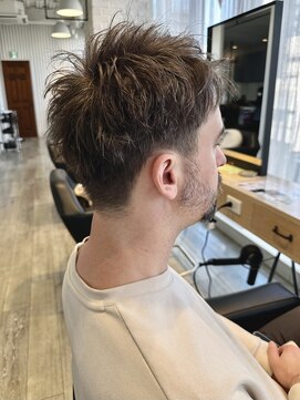 アーロン(aaron) 【サロンワーク】2ブロックショート