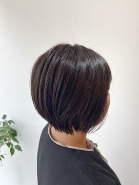 リープ(leap hair) 丸みショート × オリーブベージュ
