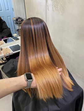 ワンズ リー 上大岡店(One's ly) 髪質改善韓国レイヤー縮毛矯正インナーカラーくびれミディ前髪