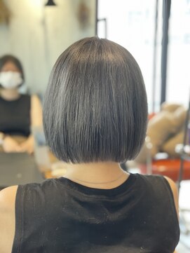 エマ 日吉(emma) グレージュボブ