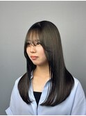 オリーブグレージュ