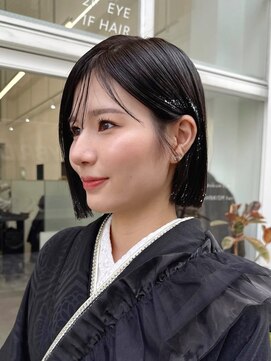 ニトバイアンキシム(nit by ahnkism) 韓国タッセルカット顔まわり切りっぱなしボブ堀江