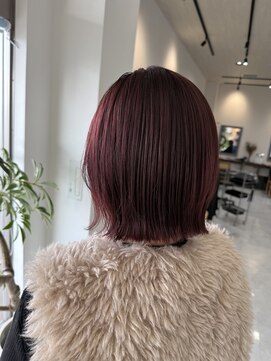 大人かわいい！チェリーレッドカラー