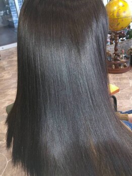 エアー(air)の写真/気になる白髪をしっかりカバーしながら、髪に優しい薬剤で、ダメージレスに理想のカラーを実現！