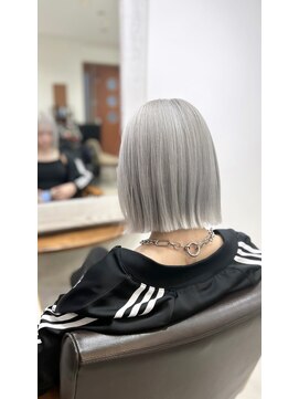 シエル(Ciel) ハイトーンボブ/ホワイトアッシュ/シルバーアッシュ/シルバー/