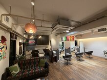 リズム ヘアアンドコンフォート(Re ism Hair and Comfort)の雰囲気（お客様の時間を大切に時間通りに施術します。）