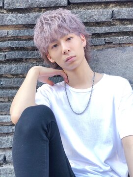 ジゼル(gisele) ラベージュ×スパイラルウルフ