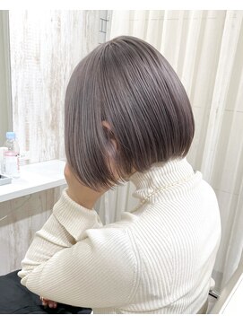 フリーラ 表参道(freera) ＠kamiishi_freera ケアブリーチカラー　透明感グレージュ