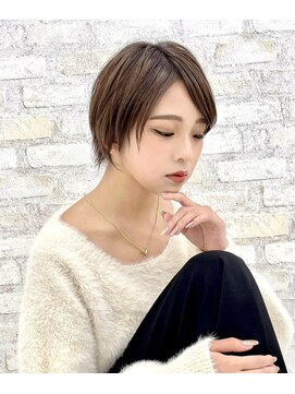 オーロ 西宮店(ORO) ハイライトで透明感カラー