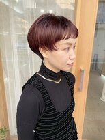 ウティ(outil)&nbsp;ショートスタイル＿刈り上げショート＿ピンクカラー