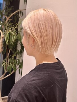 ステア ケース(stair case) ハイトーン耳掛けメンズライクショート