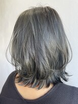 イズ(is.)&nbsp;カーキアッシュ/レイヤーカット