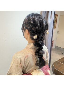 バグース(BAGUS) 編みおろしヘアアレンジ＆浴衣着付け