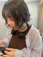 タバサ ジーアンドコウ(tabasa G&Co) ショートボブ×くしゅっとパーマ