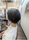 ショートボブ