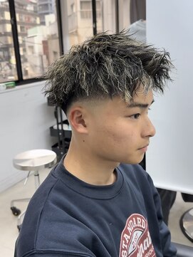 サン 大阪梅田(SUNC) 【スキンフェード】【ツイスパ】【メッシュ】