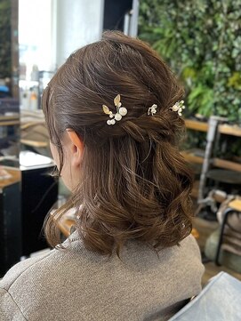 インデペンデンス(independence) ハーフアップヘアセット