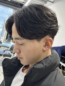 ラヴィズムバイフィフス(LUVISM by fifth) 新潟万代ニュアンスパーマセンターパートフェザーパーマ30代