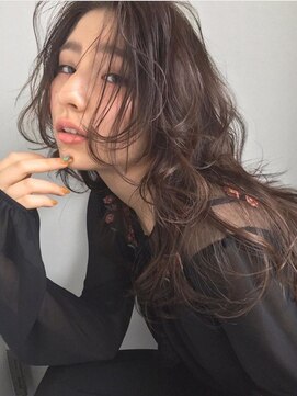 キサイ バズ(kisai BUZZ) [ kisai ＊ 西川史浩 ]ロングレイヤー×チョコレートブラウン