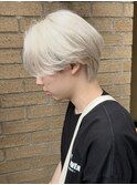 肌馴染みの良いホワイトカラー