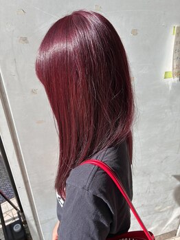 ピエドプールポッシュ(PiED DE POULE POCHE)の写真/光を味方にする、極上の艶。「その人らしさ」を際立たせるオーダーメイドケアで、視線を奪う美髪へ。