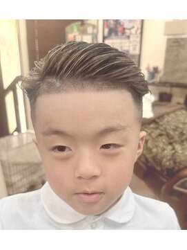 ケーツーネクスト(K2 NEXT) スキンフェードサイドバック ブリーチメッシュ