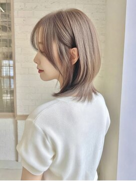 トーン 上大岡(tone.) ミディアムレイヤー”レイヤーカット*髪質改善*透明感ベージュ