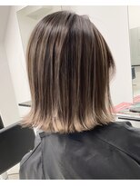 アライブ キチジョウジ(ALIVE Kichijoji)&nbsp;ALIVE吉祥寺 ダブルバングブランジュグレージュインナーカラー