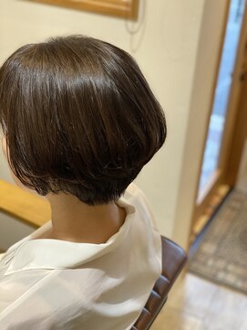 エイチ ヘアアンドメイク(eich hair&make) ショート