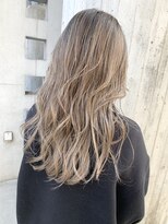 リバレッジ 広尾(Leverage)&nbsp;外国人風ハイライトベージュレイヤースタイル